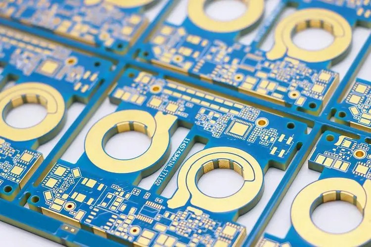 為什么要做PCB拼板?PCB拼版方式郵票孔和V-CUT哪個(gè)好?